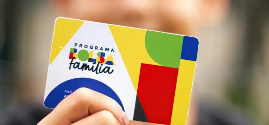 A Caixa Econômica Federal paga nesta quinta-feira (30) a parcela de janeiro do novo Bolsa Família aos beneficiários com Número de Inscrição Social (NIS) de final 9.